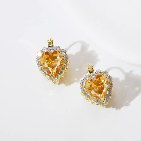 Bông Tai Khoen Trái Tim Đá Màu Trà Viền Đá Trắng