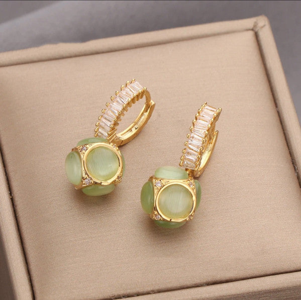 Bông Tai Khoen Tròn Phối Đá Mắt Mèo Xanh Lá Nhiều Mặt