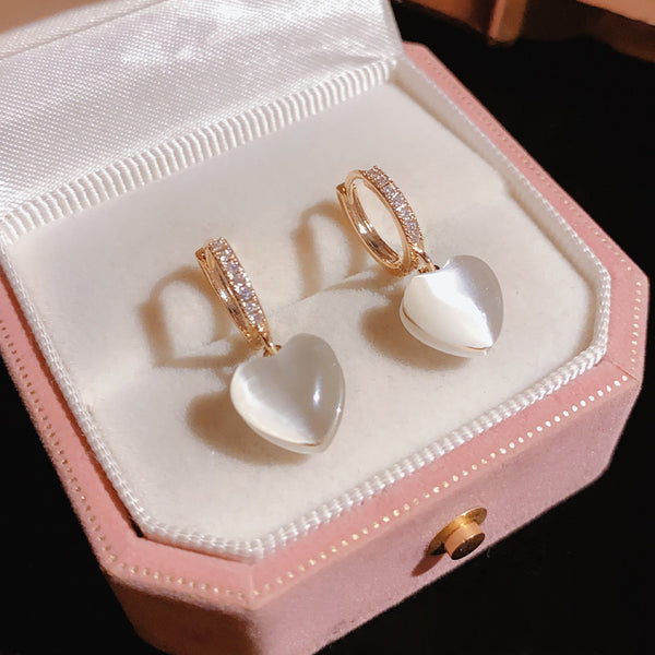 BÔNG TAI KHOEN TRÒN PHỐI TRÁI TIM ĐÁ MẮT MÈO XINH XẮN