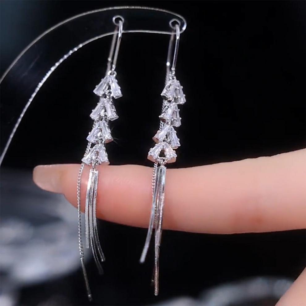 Bông Tai Tòn Teng 2 Hàng Đá Rơi Dáng Dài Nữ Tính