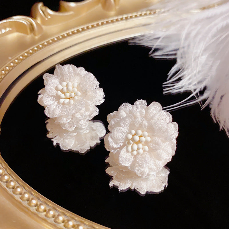 BÔNG TAI HOA JASMINE NỮ TÍNH SÁT TAI