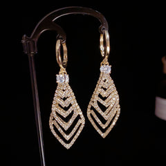 BÔNG TAI KHOEN TÒN TENG DÁNG THOI ĐÍNH ĐÁ TẦNG THỜI TRANG