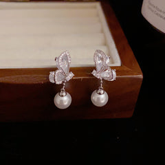 Bông Tai Tòn Teng Cánh Bướm Đính Đá Trắng Phối Hạt Trai 2 Màu