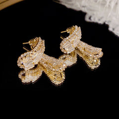 Bông Tai Tòn Teng Dáng Đuôi Công Đính Đá Trắng 2 Kiểu