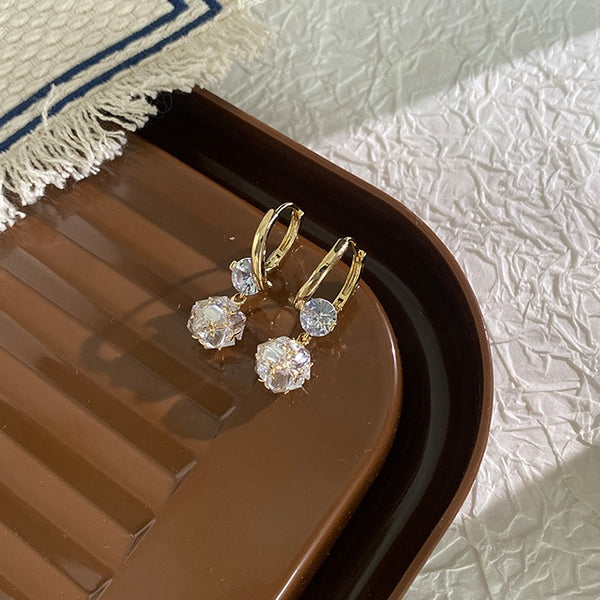 Bông Tai Khoen Tòn Teng Xoắn Phối Đá Lập Phương Siêu Sáng