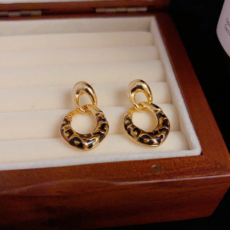 BÔNG TAI TÒN TENG DÁNG THOI KÉP HOA VĂN DA BEO CÁ TÍNH