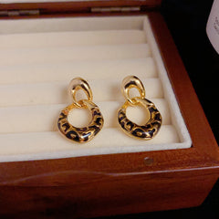 BÔNG TAI TÒN TENG DÁNG THOI KÉP HOA VĂN DA BEO CÁ TÍNH