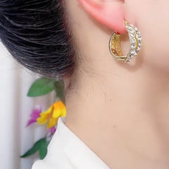 Bông Tai Khoen 2 Hàng Đá Trắng Dáng X Cá Tính