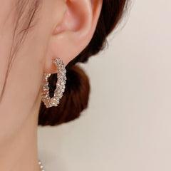 BÔNG TAI KHOEN TRÒN XOẮN ĐÁ 1/2 PHỐI BI BẠC CÁ TÍNH