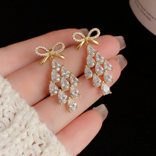 Bông Tai Tòn Teng Nơ Phối Đá Giọt Nước Dáng Rơi