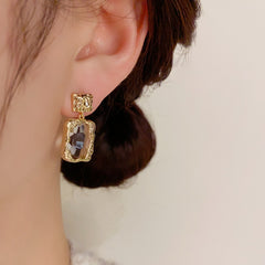 Bông Tai Tòn Teng Hình Học Chữ Nhật Đính Đá Trắng Độc Đáo