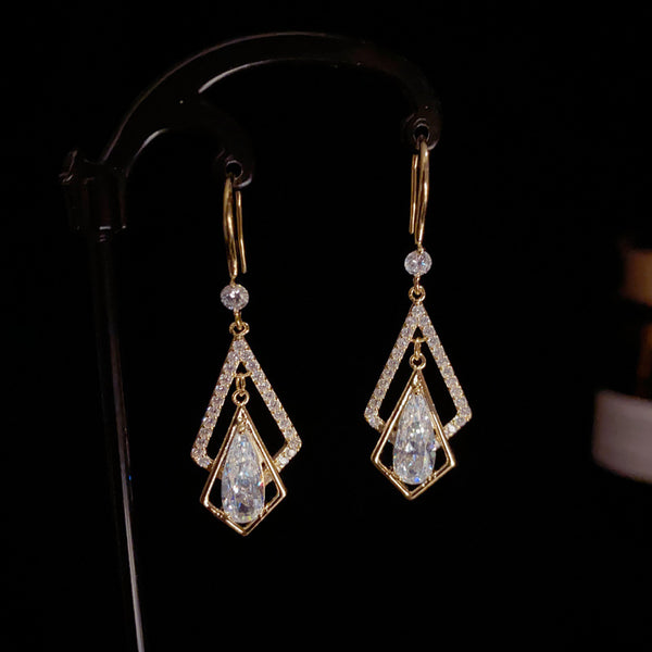 BÔNG TAI TÒN TENG THOI KÉP PHỐI ĐÁ TRẮNG GIỌT NƯỚC DẠNG MÓC