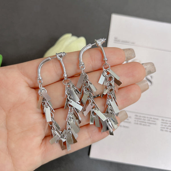 BÔNG TAI TÒN TENG DÁNG TUA RUA CHỮ NHẬT HỢP KIM BẠC TRƯỚC SAU CÁ TÍNH