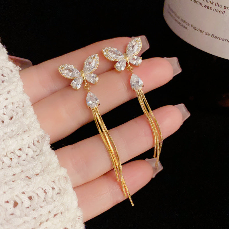 Bông Tai Tòn Teng Cánh Bướm Đính Đá Trắng Tua Rua Siêu Sáng