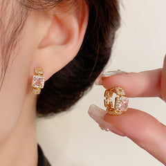 Bông Tai Khoen Tròn Phối Đá Chữ Nhật Hồng Nhỏ Xinh