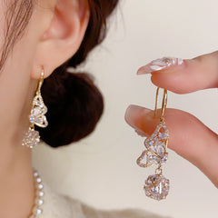 BÔNG TAI TÒN TENG CÁNH BƯỚM PHỐI ĐÁ LẬP PHƯƠNG DẠNG MÓC CAO CẤP