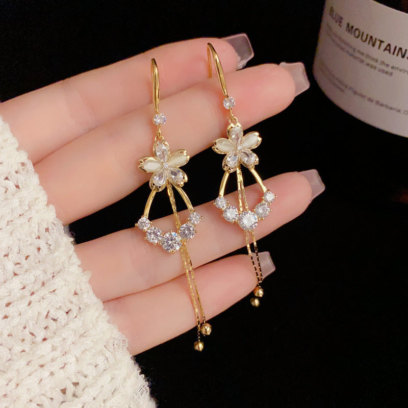 Bông Tai Tòn Teng Hoa 5 Cánh Phối Đá Mắt Mèo Giọt Nước 2 Sợi Dạng Móc