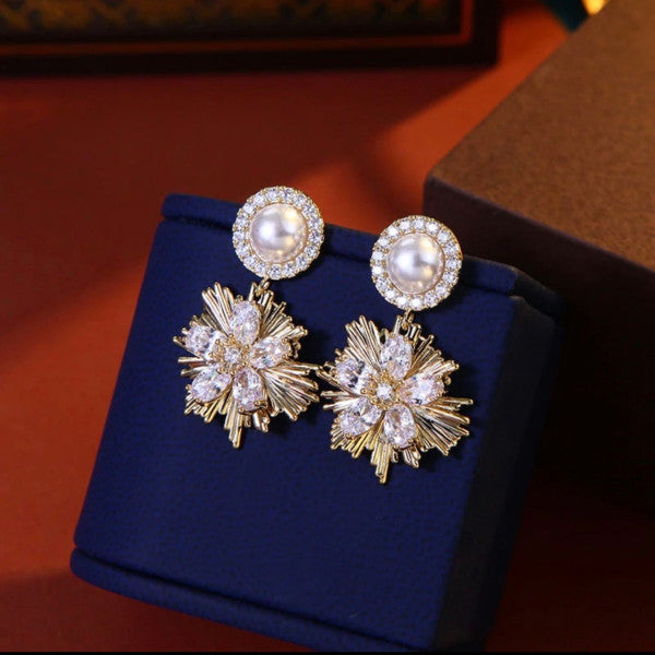 Bông Tai Tòn Teng Hoa Tuyết Đá Trắng Cách Điệu Phối Hạt Trai