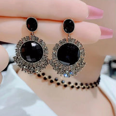 Bông Tai Tòn Teng Tròn Đen Phong Cách Boho