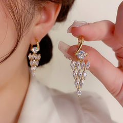 Bông Tai Tòn Teng Khoen Đính Đá Trắng Dáng Rơi