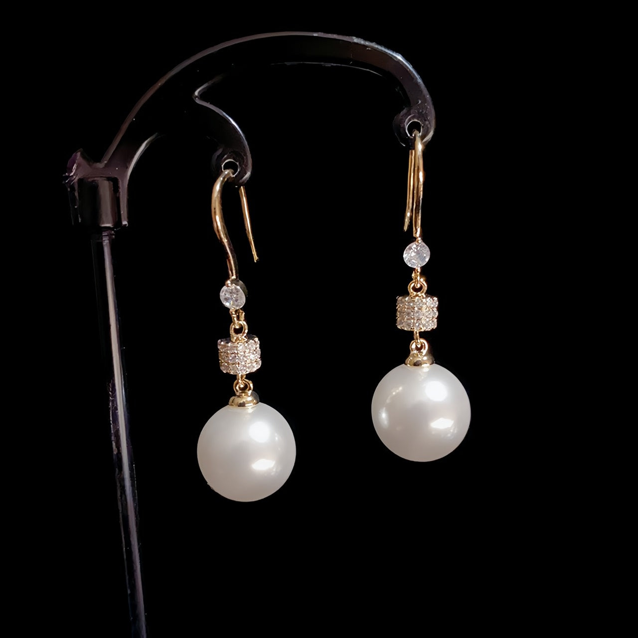 Bông Tai Tòn Teng 1 Hạt Trai Trắng Phối Shape Đá Trắng Dạng Móc