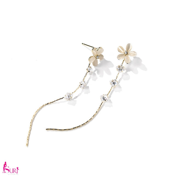 Bông tai tòn teng hoa 3 hạt đá