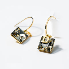 Bông Tai Khoen Đá Vuông Màu Đính Chữ D