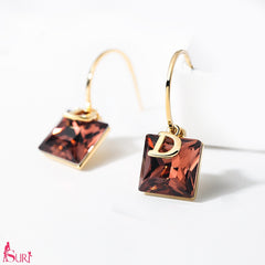 Bông Tai Khoen Đá Vuông Màu Đính Chữ D