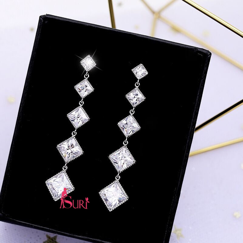 Bông Tai Tòn Teng Hình Thoi Đá Dáng Dài