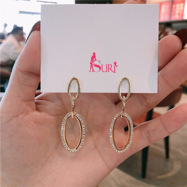 Bông Tai Tòn Teng Vàng Hình Elip Đính Đá Trắng