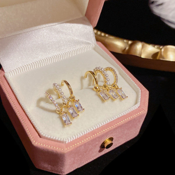 Bông Tai Vành Tai Phối 3 Hạt Đá Trắng Chữ Nhật