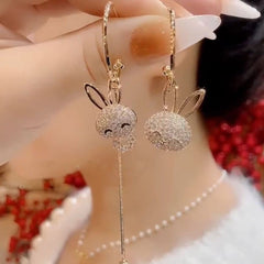 Bông Tai Bất Đối Xứng Thỏ Đính Đá Siêu Yêu