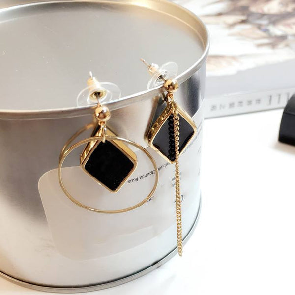 Bông Tai Tòn Teng Bất Đối Xứng Hình Học Vàng Đen