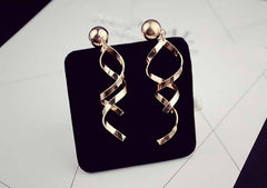 Bông tai tòn teng Suri xoắn ốc