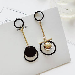 Bông tai tòn teng tròn bất đối xứng