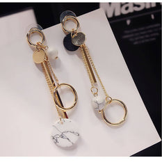 Bông tai tòn teng nữ tính