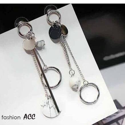 Bông tai tòn teng nữ tính