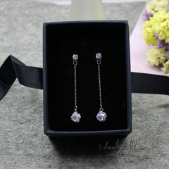 Bông tai tòn teng đính đá đơn giản