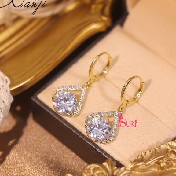 Bông Tai Tòn Teng Khoen Tròn Hình Dáng Giọt Nước Phối 1 Hạt Đá Tròn Trắng Siêu Sáng