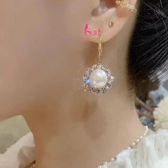 Bông Tai Khoen Khuyết Hạt Trai Viền Hoa Đá Trắng