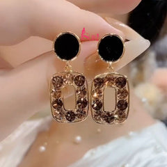 Bông Tai Tòn Teng Hình Chữ Nhật Đính Đá Nâu Phối Tròn Đen Cá Tính