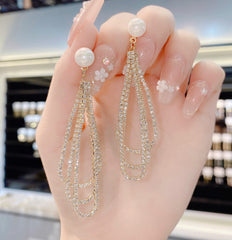 Bông Tai Tòn Teng Dáng Giọt Nước Đính Đá Trắng