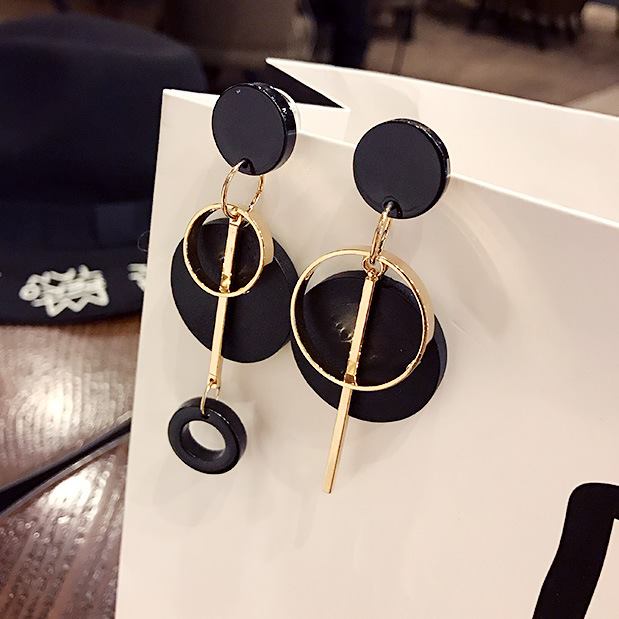 Bông tai tòn teng bất đối xứng tròn