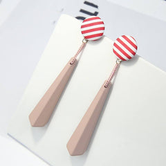 Bông tai tòn teng hình học giả gỗ