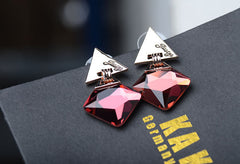 Bông Tai Tòn Teng Đá Đỏ