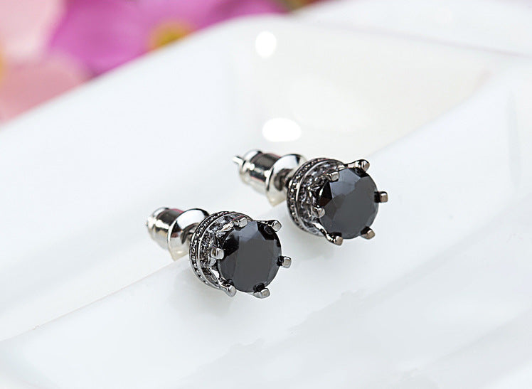 Bông Tai Nụ Đá Đen Sát Tai