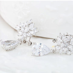 Bông tai Suri đính đá cao cấp