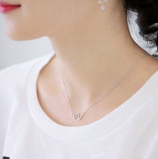 Dây chuyền bạc gợn sóng dễ thương