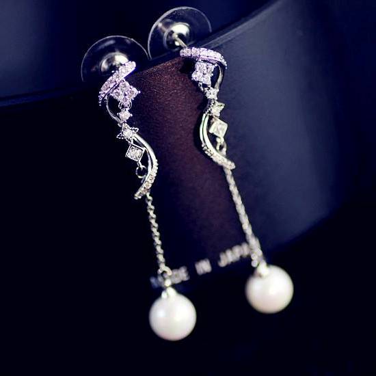 Bông tai tòn teng ngọc trai xoắn ốc