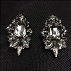 Bông tai đá sang trọng dự tiệc